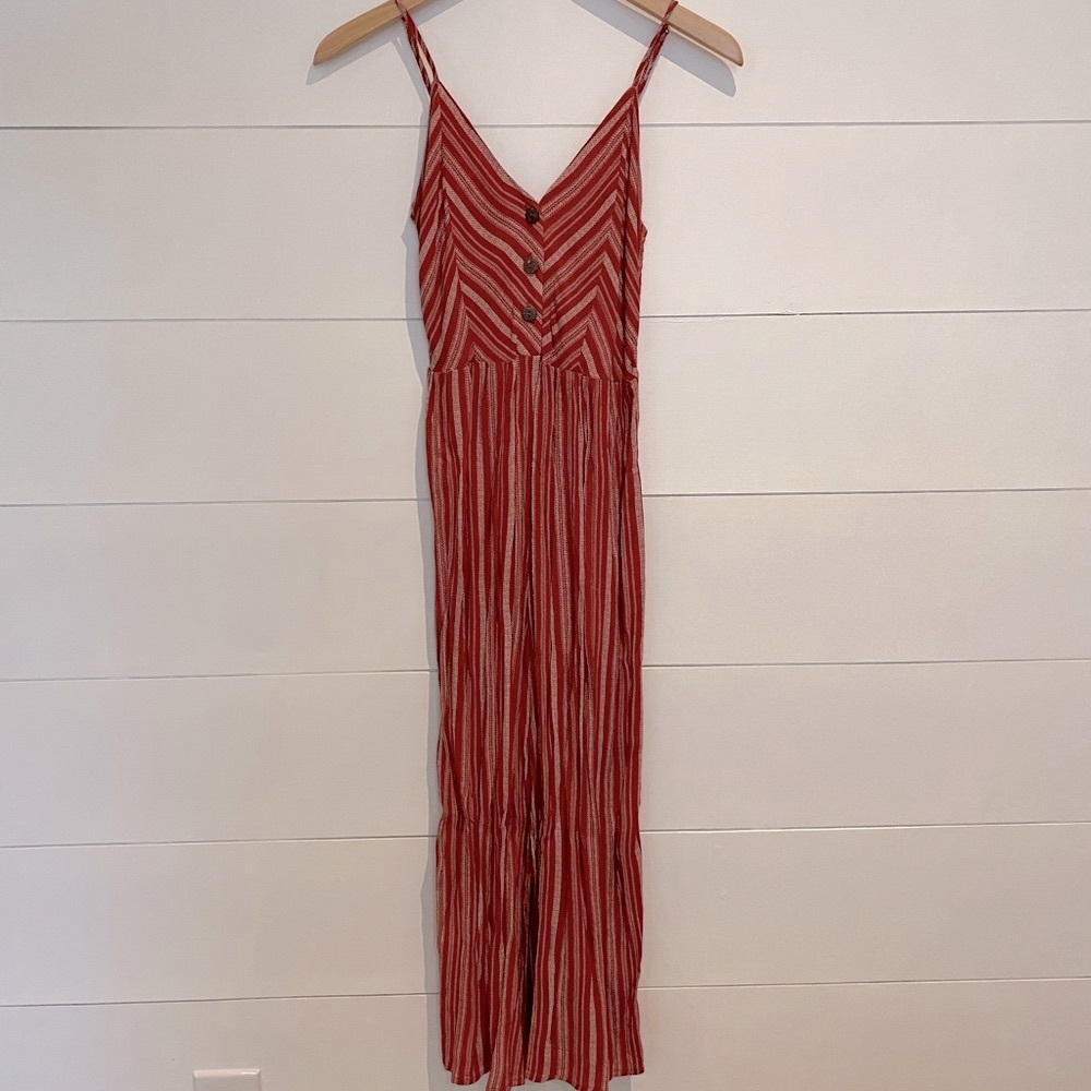 Forever 21 red jumper high waist fit